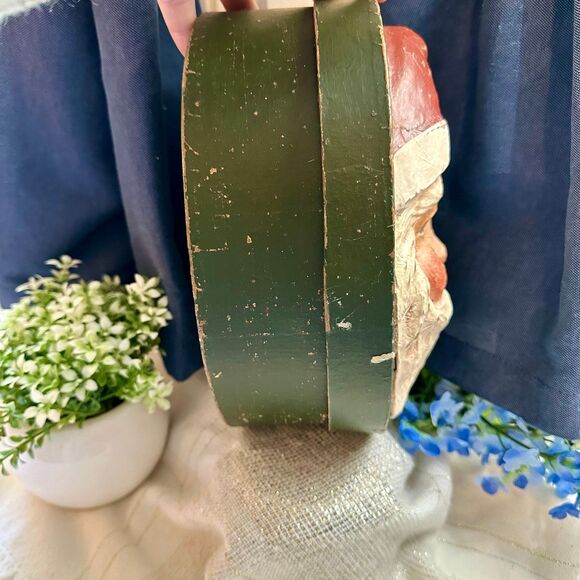 Santa Claus Folk Art Christmas Storage Box - Picture 2 of 10